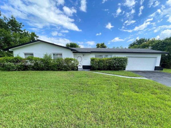 10980 SW 116th St, Miami, Florida 33176, image 1