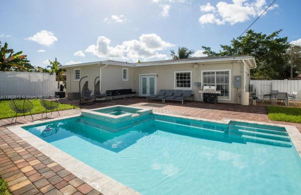 17415 NE 12th Ave, Miami, Florida 33162, image 1
