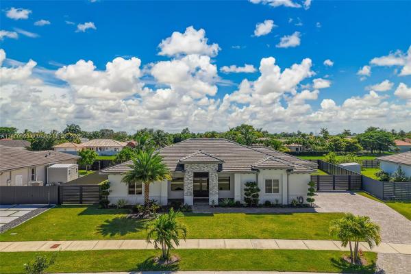 Galiano Pointe, 19254 SW 132nd Path, South Miami Heights, Florida 33177, image 2