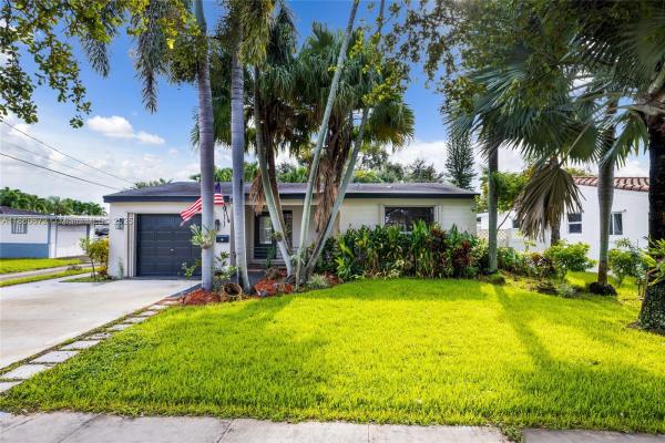 Park Road Manor, 911 N Park Rd, Hollywood, Florida 33021, image 1