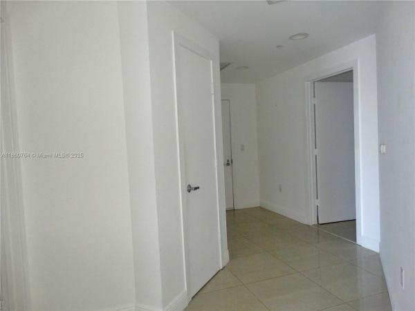 1050 Tower, 1050 Brickell Ave #2620, Miami, Florida 33131, image 2