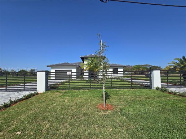 23840 SW 209 Pl, Unincorporated Dade County, Florida 33031, image 1
