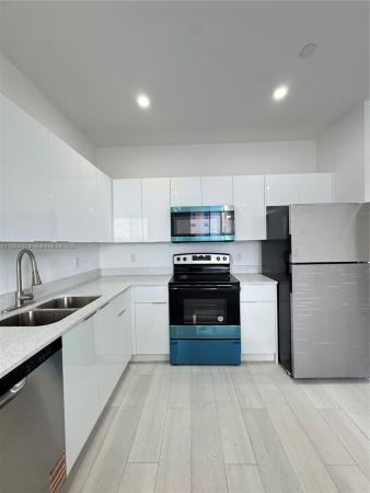 909 E 24th St #401, Hialeah, Florida 33013, image 1