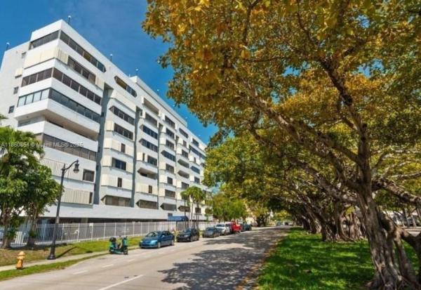 Coral Way Towers, 2950 SW 3 Ave 7g, Miami, Florida 33129, image 1