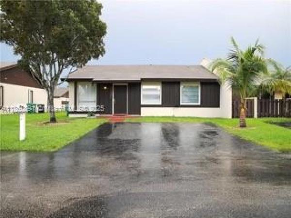 11551 SW 123rd Ave #11551, Unincorporated Dade County, Florida 33186, image 1