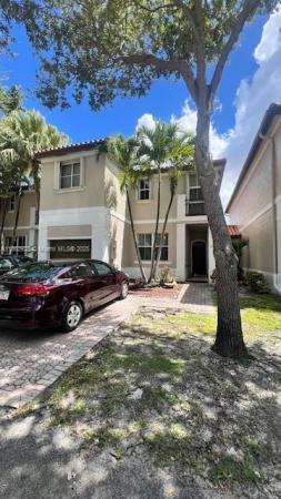 Anchorage At Miami Lakes, 8326 NW 144th St, Miami Lakes, Florida 33016, image 2