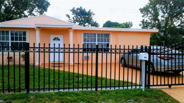North Ridge, 300 NW 179th Ter, Miami Gardens, Florida 33169, image 1