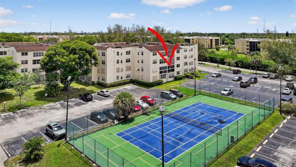 Somerset, 2871 Somerset Dr #212, Lauderdale Lakes, Florida 33311, image 2