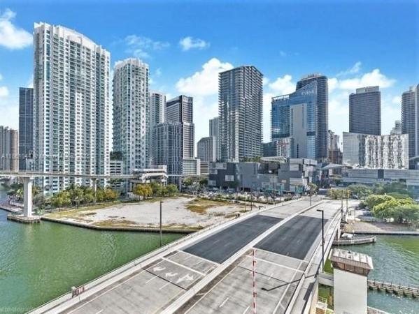 Wind, 350 S Miami Ave #2105, Miami, Florida 33130, image 1