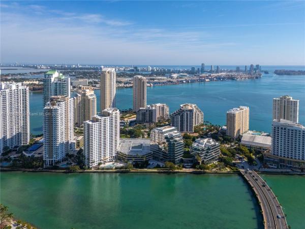 Courvoisier Courts, 701 Brickell Key Blvd #707, Miami, Florida 33131, image 1