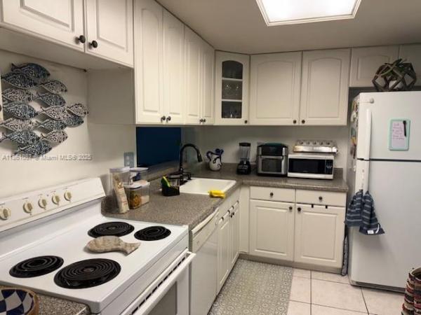 Horizons West, 8420 SW 133 Avenue Rd 210, Kendall, Florida 33183, image 3