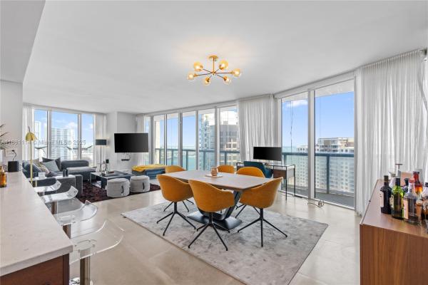 Icon Brickell Tower 1, 465 Brickell Ave #3201, Miami, Florida 33131, image 1