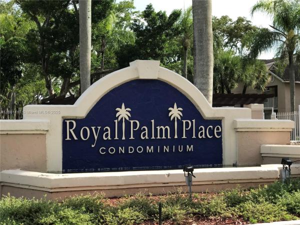 15780 SW 106 Ter 306, Unincorporated Dade County, Florida 33196, image 1