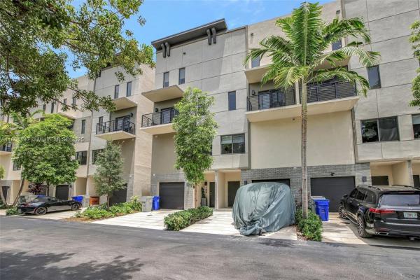Koi Residences & Marina, 164 SE 4th Ter, Pompano Beach, Florida 33060, image 1