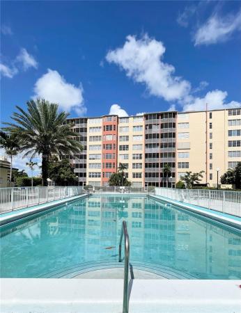 1780 NE 191st St 705-2, Miami, Florida 33179, image 1