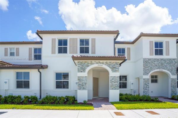 2664 SE 28th St, Unincorporated Dade County, Florida 33035, image 1