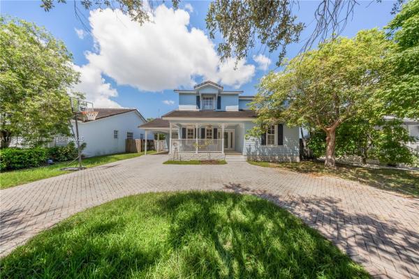 Garden Hills West, 9822 SW 161st Pl, The Hammocks, Florida 33196, image 3