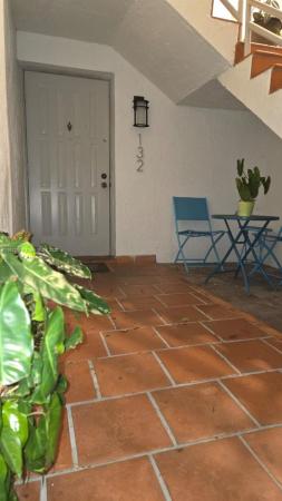 Mariner Village Garden, 3558 Magellan Cir #132, Aventura, Florida 33180, image 3
