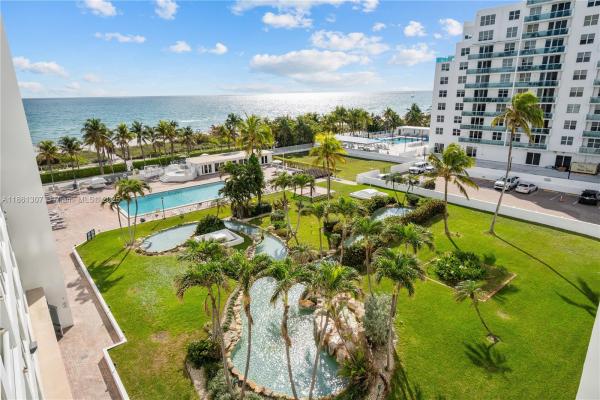 The Carriage Club, 5005 Collins Ave 615, Miami Beach, Florida 33140, image 1