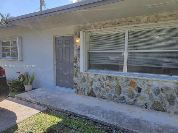 Hallandale Park, 201 SW 9th St #B, Hallandale Beach, Florida 33009, image 1