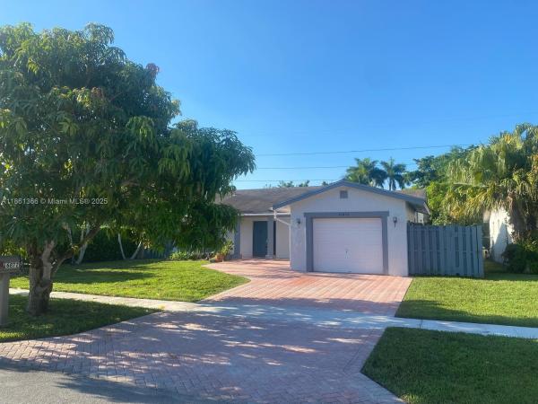 Bonaventure Lakes, 16872 SW 5th Way, Weston, Florida 33326, image 2