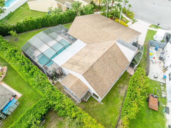 Bonaventure Lakes, 16796 Royal Poinciana Dr, Weston, Florida 33326, image 2