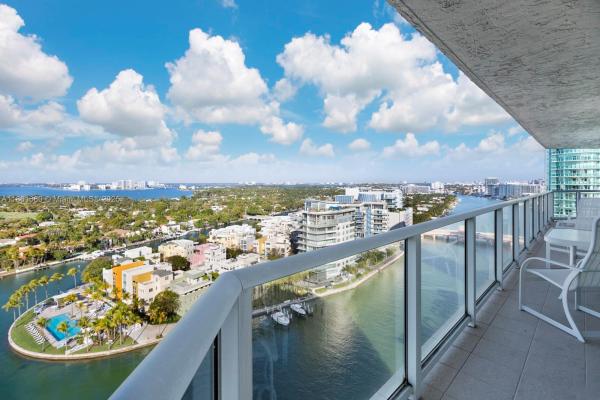 The Grandview, 5900 Collins Ave 2105, Miami Beach, Florida 33140, image 1