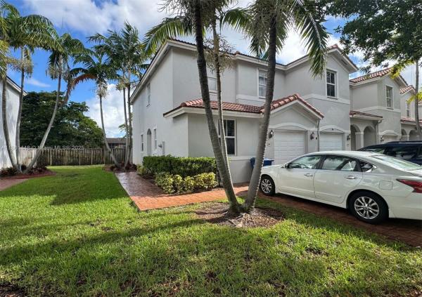 1041 NE 208th St, Miami, Florida 33179, image 1