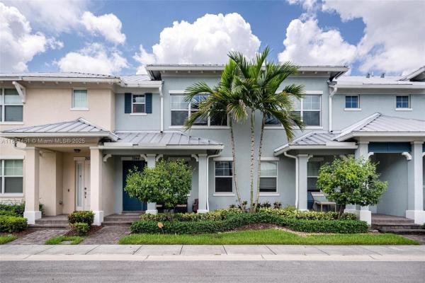 Parkview At Hillcrest, 3944 Poinciana Ln #3944, Hollywood, Florida 33021, image 1