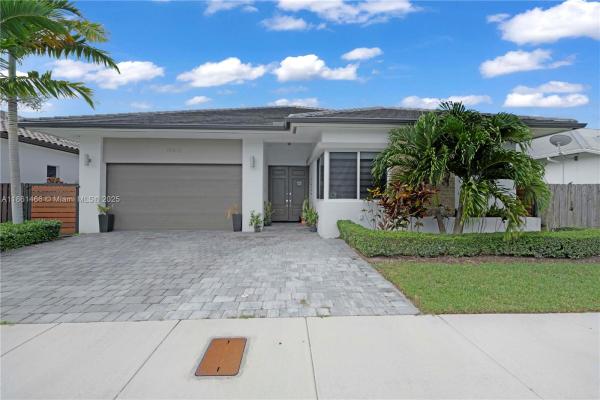 15012 SW 177th Ter, Miami, Florida 33187, image 1