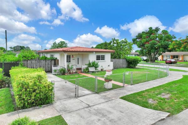 Central Heights, 3635 SW 95th Ave, Westchester, Florida 33165, image 3