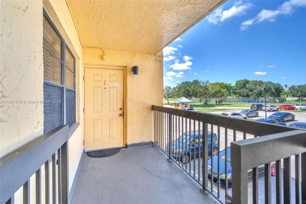 Isles Of Inverrary, 6575 W Oakland Park Blvd #218, Lauderhill, Florida 33313, image 1