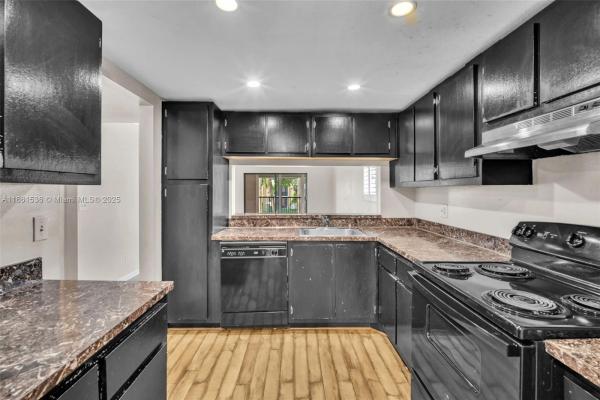 Isles Of Inverrary, 6575 W Oakland Park Blvd #218, Lauderhill, Florida 33313, image 2