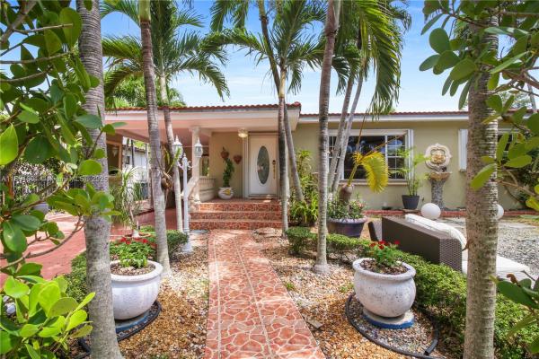 6101 SW 13th Ter, Miami, Florida 33144, image 1
