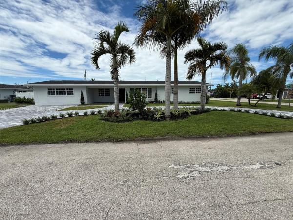 8355 SW 89th St, Miami, Florida 33156, image 1