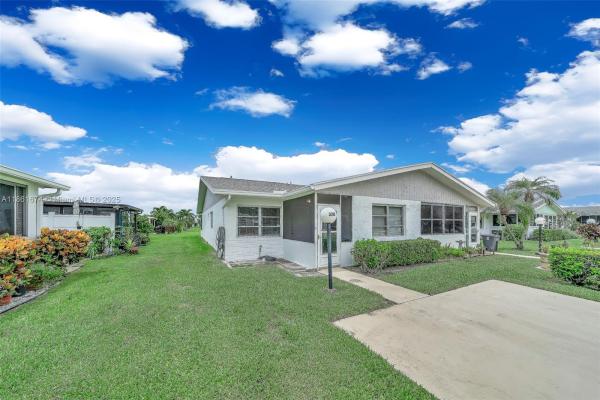 Cypress Lakes, 3319 Americo Dr, West Palm Beach, Florida 33417, image 1