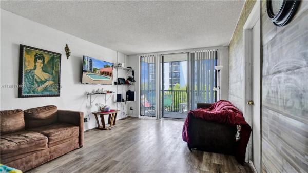 Bravura, 3101 N Country Club Dr 401, Aventura, Florida 33180, image 1