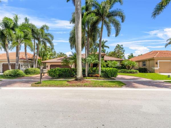 Westport At Jacaranda, 10915 NW 2nd St, Plantation, Florida 33324, image 2