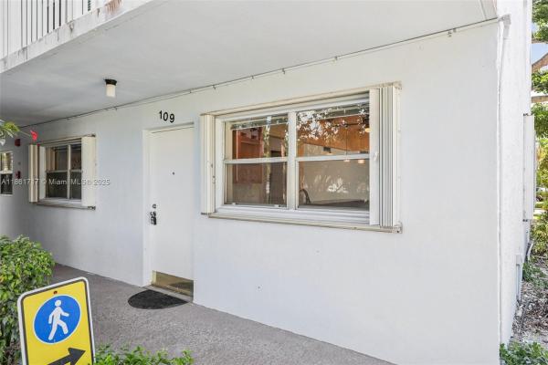 Seagate Of Gulfstream, 2000 S Federal Hwy #109, Boynton Beach, Florida 33435, image 1