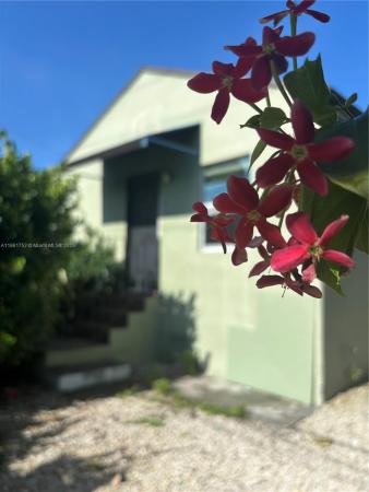 Ridgeview, 920 NW 22nd Ct #920, Miami, Florida 33125, image 1