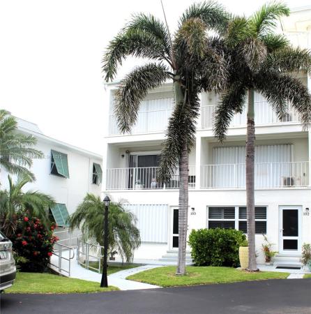 Tropicana Gardens, 4001 S Ocean Blvd #103, South Palm Beach, Florida 33480, image 1