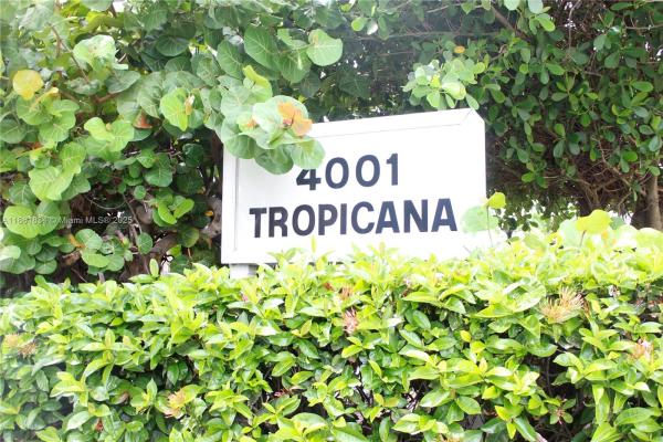 Tropicana Gardens, 4001 S Ocean Blvd #103, South Palm Beach, Florida 33480, image 2