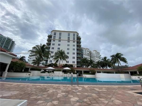 Turnberry Village South Tower, 19900 E Country Club Dr #612, Aventura, Florida 33180, image 1