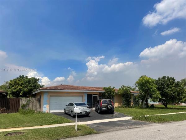 Sunflower, 8203 NW 73rd Ter, Tamarac, Florida 33321, image 1