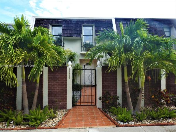 9807 SW 93rd #9807, Unincorporated Dade County, Florida 33176, image 1