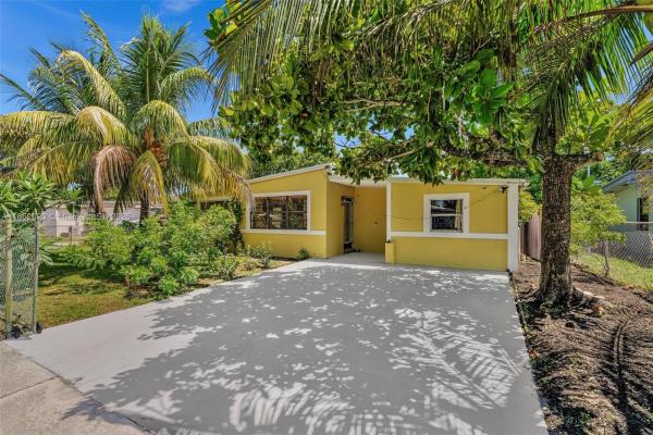 Lauderdale Manor, 1510 NW 11th Pl, Fort Lauderdale, Florida 33311, image 1