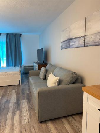 Coastal Towers, 400 Kings Point Dr 105, Sunny Isles Beach, Florida 33160, image 1