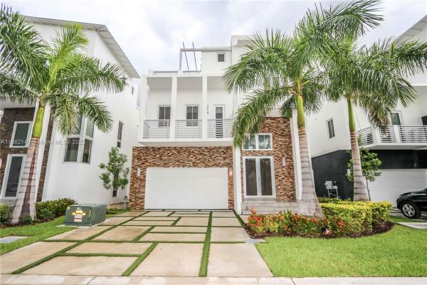 Oasis Park Square At Doral, 8241 NW 34th Dr, Doral, Florida 33122, image 1