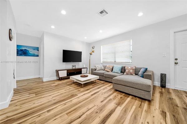 Priors To Biscayne Park Estates, 12075 NE 10th Ave, Biscayne Park, Florida 33161, image 1
