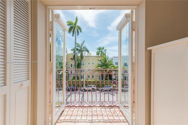 Bristol, 1350 Pennsylvania Ave #202, Miami Beach, Florida 33139, image 2